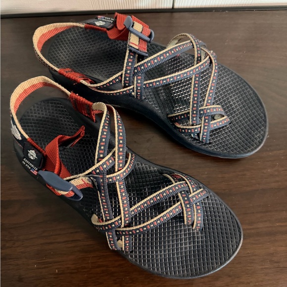 Chacos - Picture 3 of 6